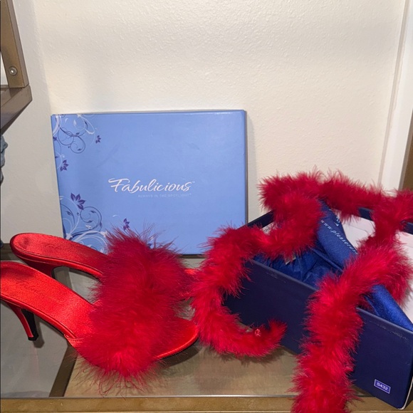 Red Feathered Women's Heels - Picture 1 of 4